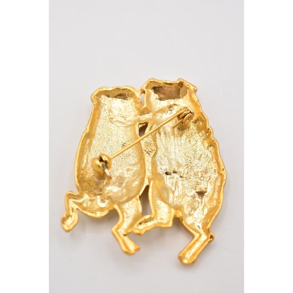 Vintage Pin Pig Brooch Brushed Gold Slow Dancing Lovers Husband Wife 80s BinA10 - Picture 11 of 12